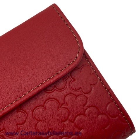 CARTERA AMICHI DE MUJER DE PIEL LUXURY CON GRABADOS DE FLORES AMICHI Y CORAZONES GRANDE ROJA 