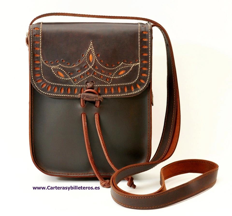 BOLSO DE CUERO ENGRASADO PEQUEÑO CON ADORNO PIEL MARRON CASTAÑO Y NARANJA 