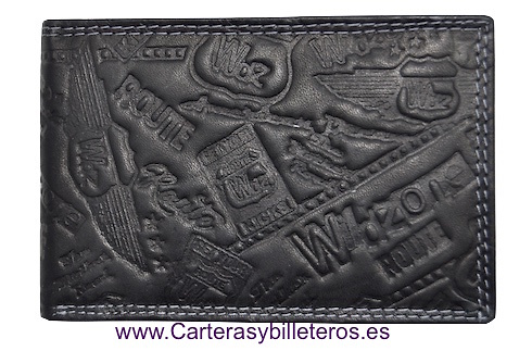 CARTERA DE HOMBRE PEQUEÑA EN PIEL CON GRABADOS A RELIEVE NEGRO 