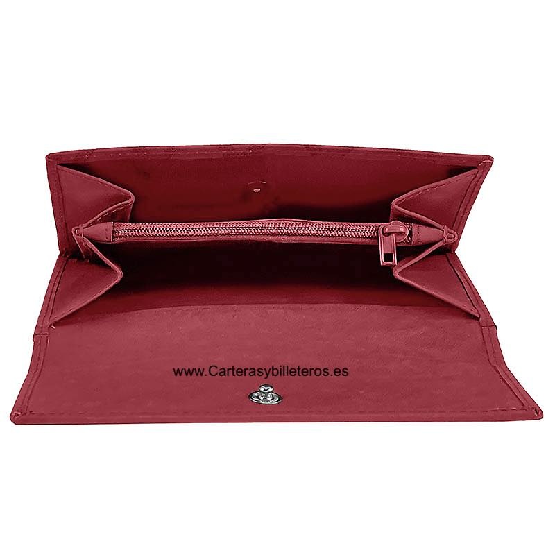 CARTERA GRANDE DE MUJER DE PIEL GRABADA CON ROMBOS Y HEXÁGONOS ROJO 