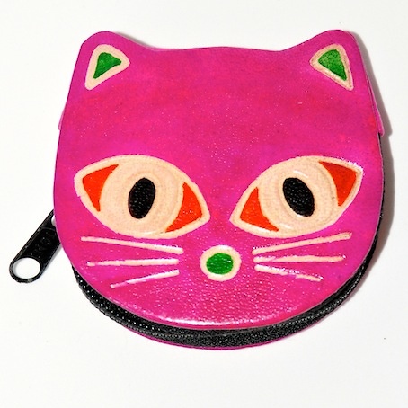 MONEDERO DE PIEL GATO CON CREMALLERA FUCSIA 