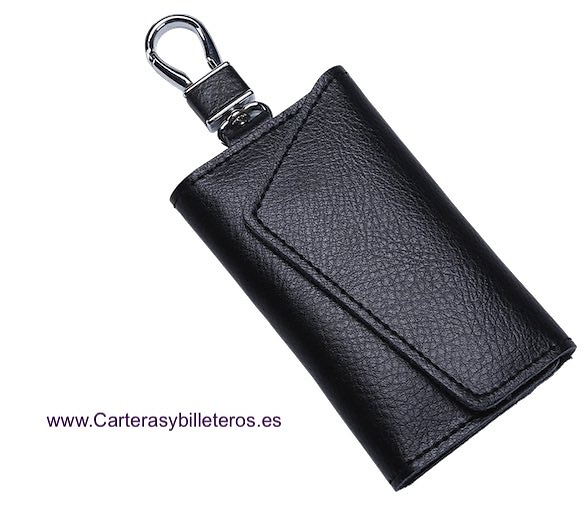 PORTE-CLÉS EN CUIR AVEC 7 MOUSQUETONS ET UN ANNEAU POUR LA POCHE OU LA SUSPENSION 