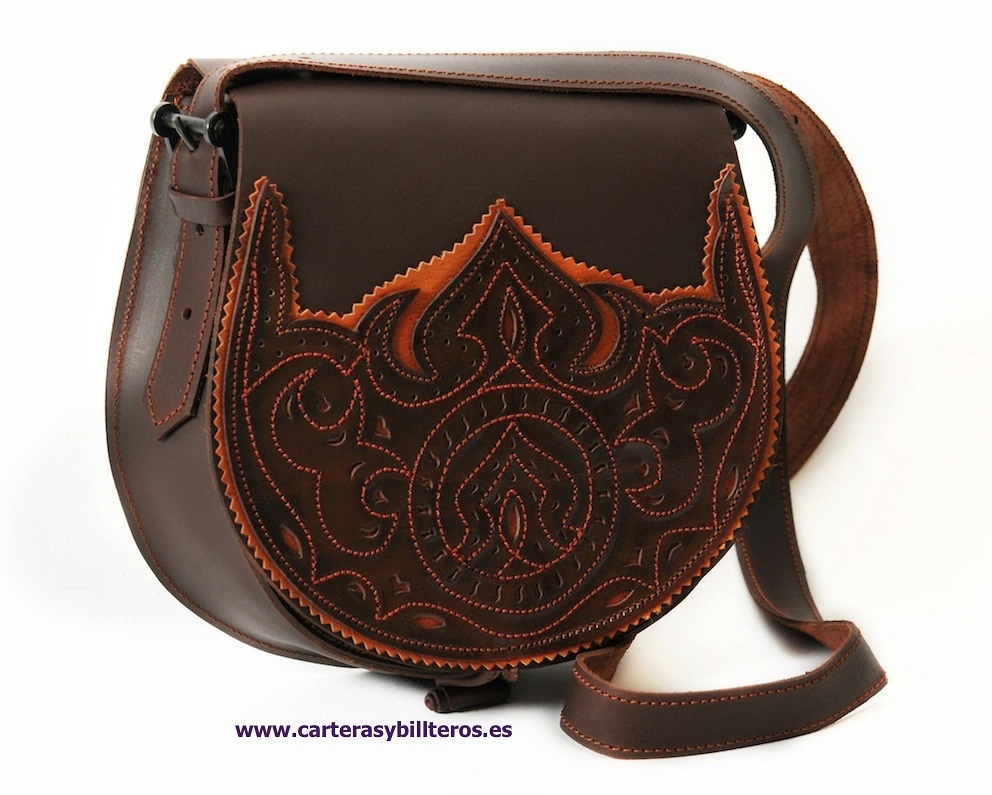 BOLSO DE PIEL ENGRASADA CON SOLAPA DE PIEL TRABAJADA PEQUEÑO MARRON Y NARANJA 