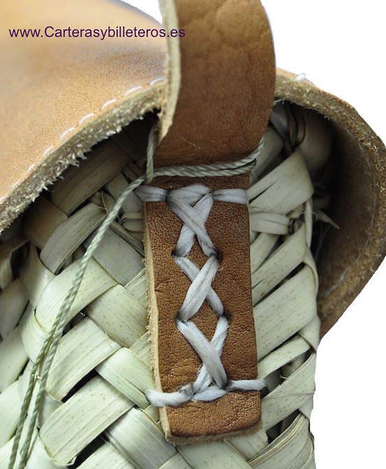 AUTHENTIC LEATHER BAG AND BRAIDED PLATE LEAVES 