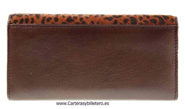 LARGE WOMAN WALLET WITH COMBINED SKIN AND JEWEL CLOSURE 