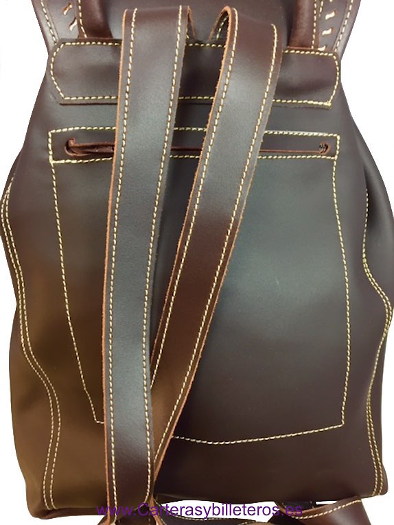 LEATHER BACKPACK FOR MEN OR WOMEN WITH ARTISANAL ADORN 