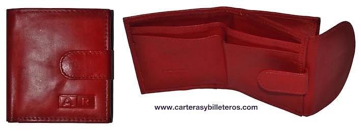 Small red leather wallet with exterior closure 