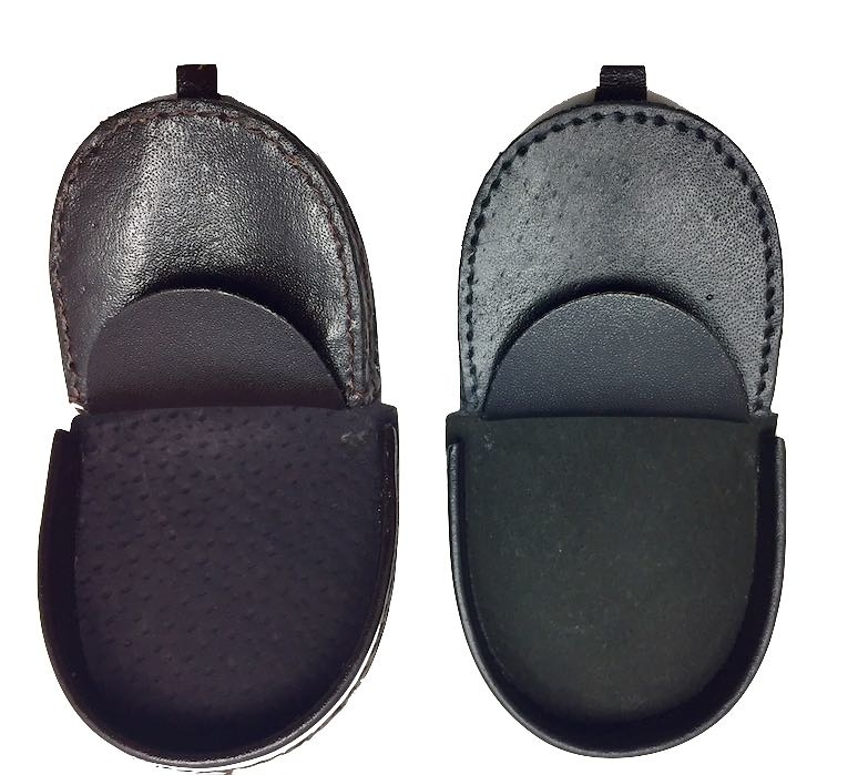 MAN COIN WITH HEEL POCKET WITH INTERIOR POCKET 