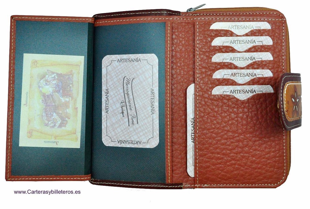 MEDIUM LEATHER WOMEN'S WALLET WITH HAND DECORATED CLOSURE 