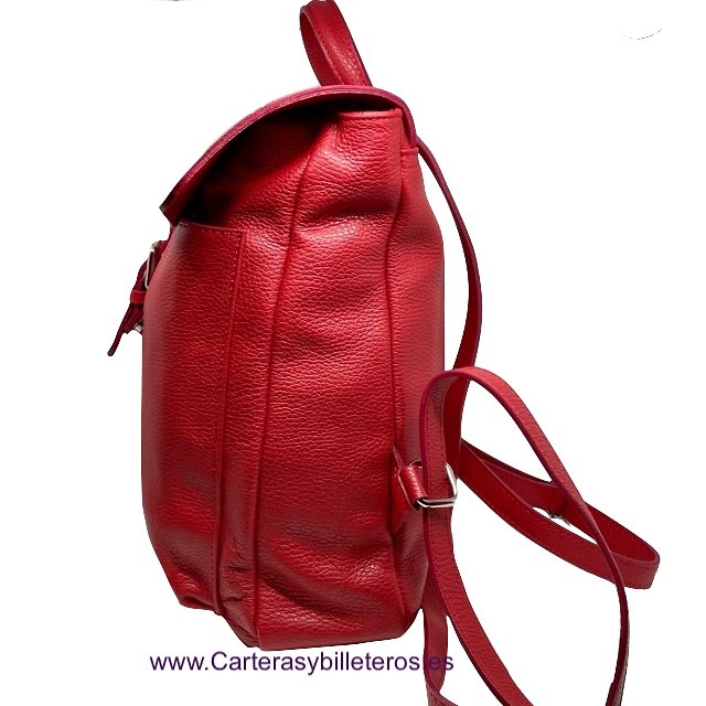 MOCHILA DE MUJER DE CUERO HECHA EN ITALIA CON BOLSILLOS ROJA 