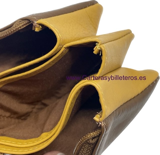 TRIPLE LEATHER PURSE WITH FIVE COMPARTMENTS 