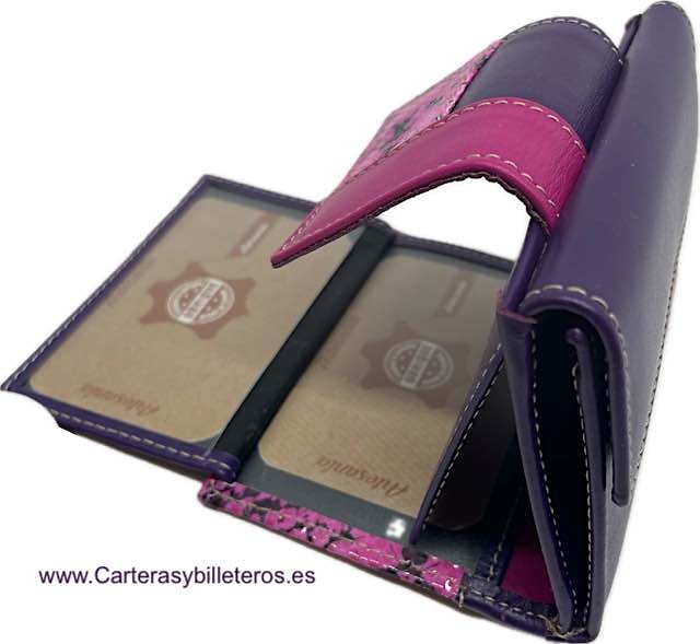 VERY COMPLETE SMALL WOMEN'S PURSE IN PINK AND PURPLE LEATHER 