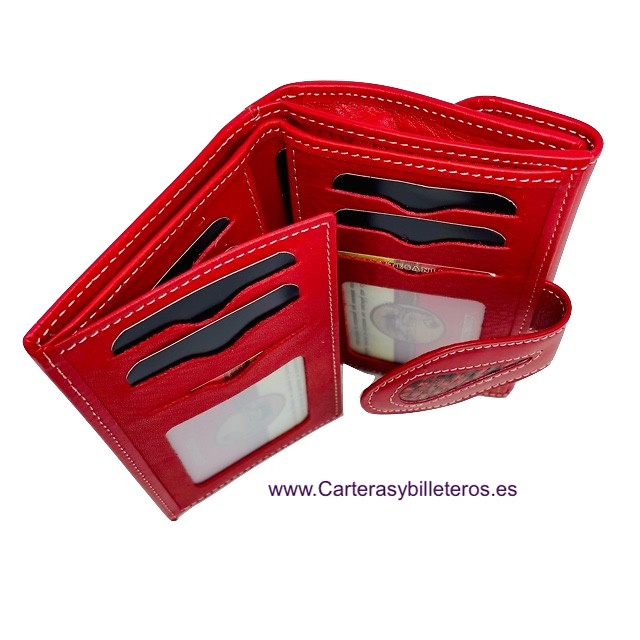 WOMAN'S WALLET OF SNAKE AND COW LEATHER WITH RED PURSE 
