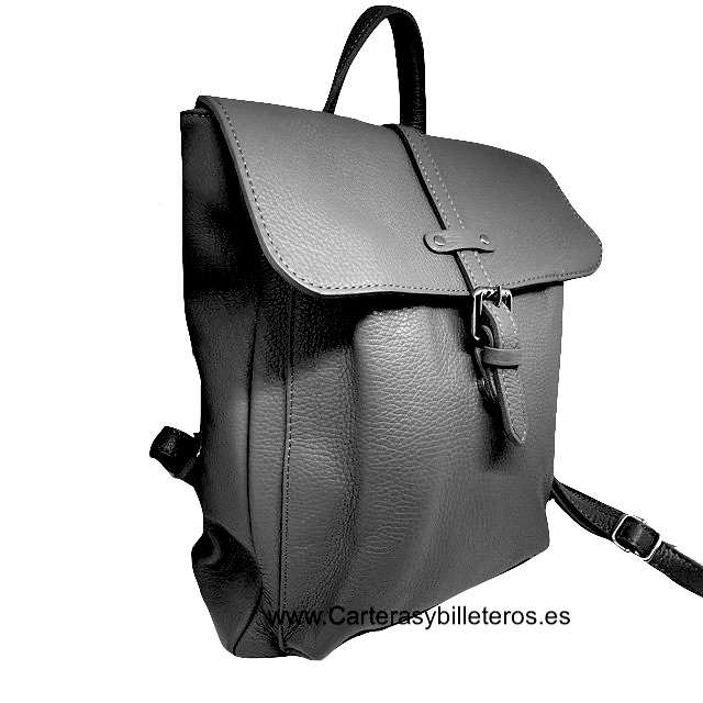 WOMEN'S BLACK LEATHER BACKPACK MADE IN ITALY WITH POCKETS BLACK 