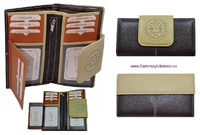 LARGUE  WALLET WOMEN'S WITH A LEATHER BOW  MADE IN SPAIN 