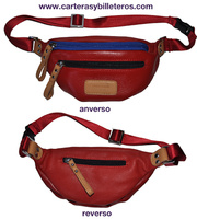 WAIST BAG MADE OF SKIN AND ADJUSTABLE WITH THREE POCKETS