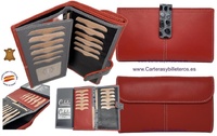 WOMEN'S WALLET IN RED UBRIQUE LEATHER WITH COCO CLOSURE